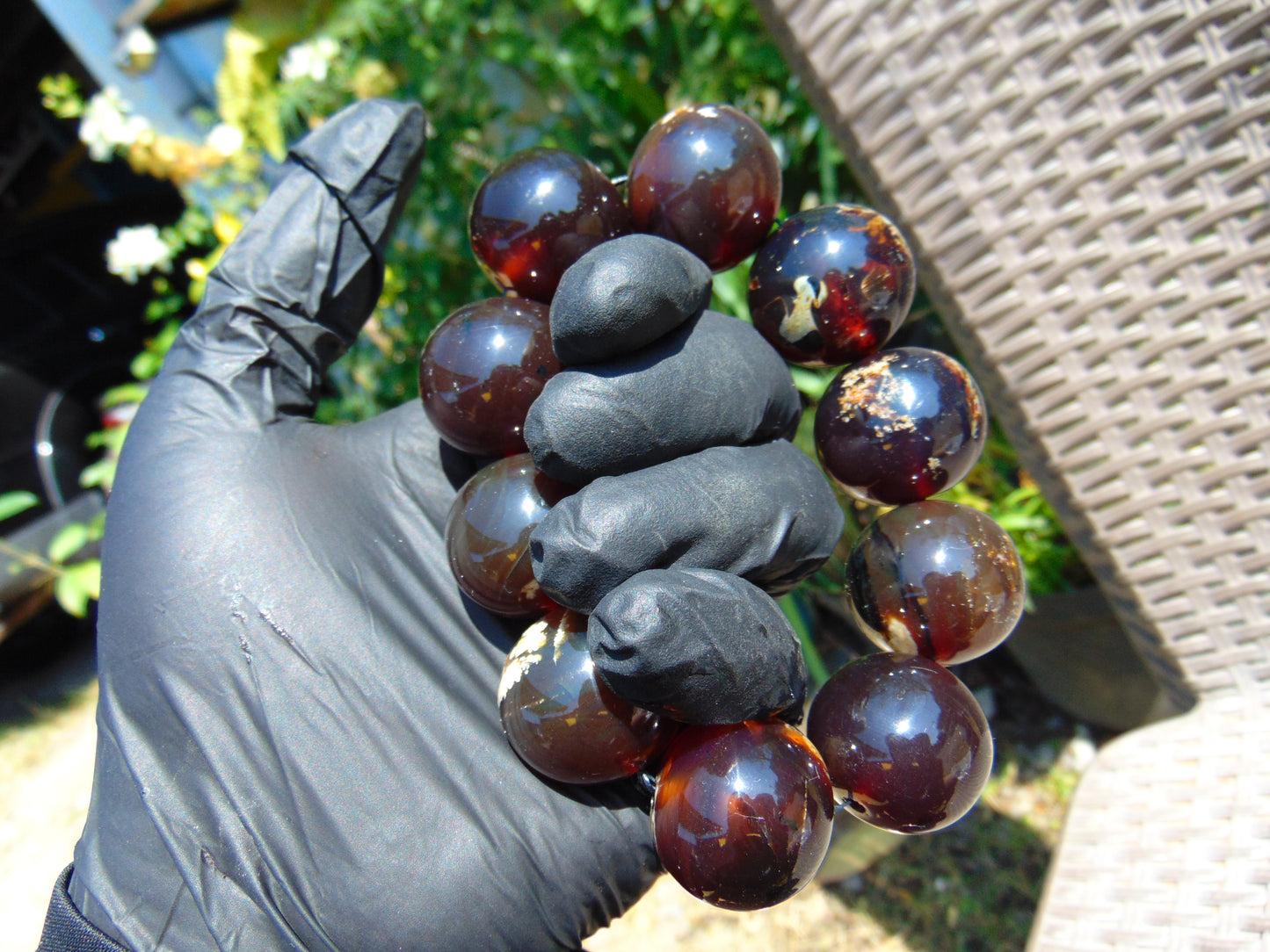 94 gram 10 Beads Mala Bracelet Indonesian Dark Red Amber 25 mm for Healing BB7