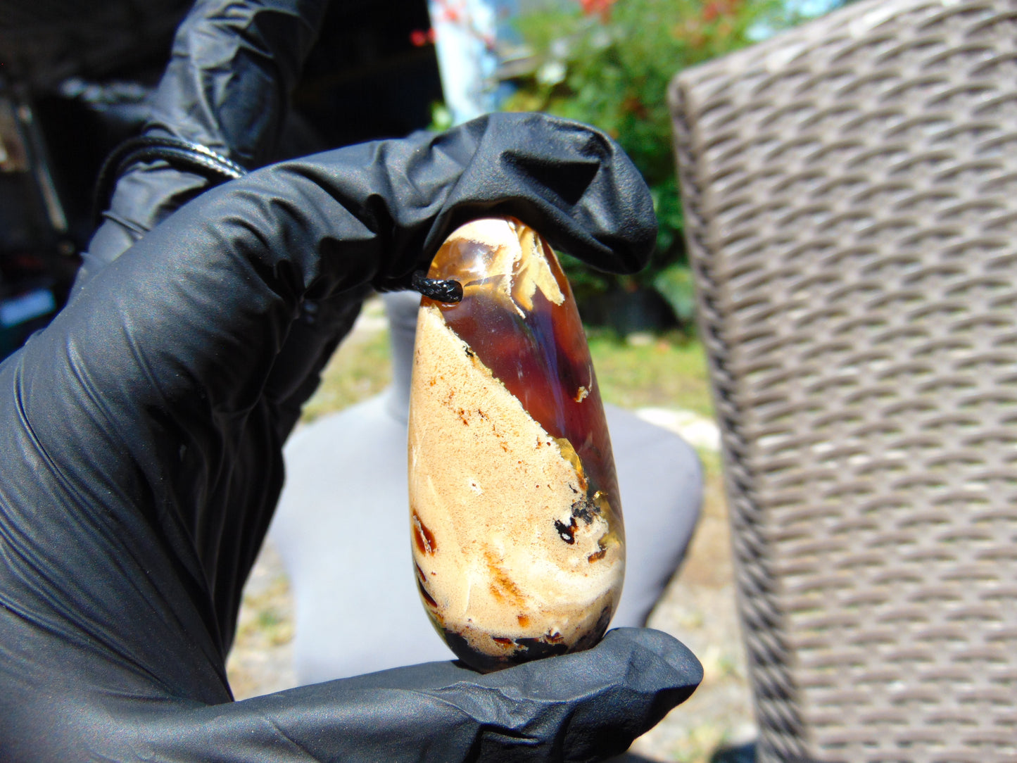 27 gr Teardrop Pendant Indonesian white Amber for Healing 25A69