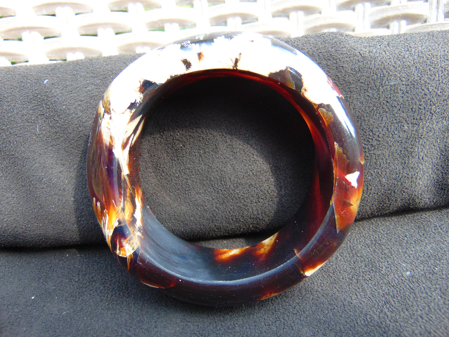 75 gr Big Bangle in hole 67 mm 29x14 mm Indonesian Sumatra Amber for Healing EU46
