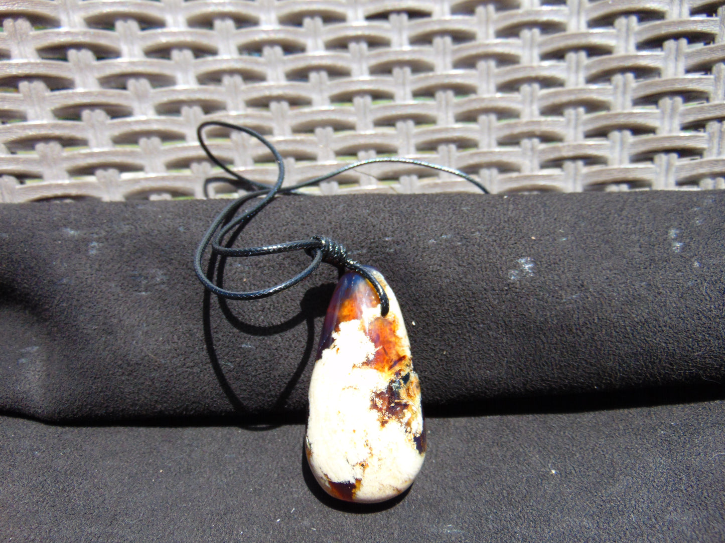 28 gr Teardrop Pendant Indonesian white Amber for Healing 25A68