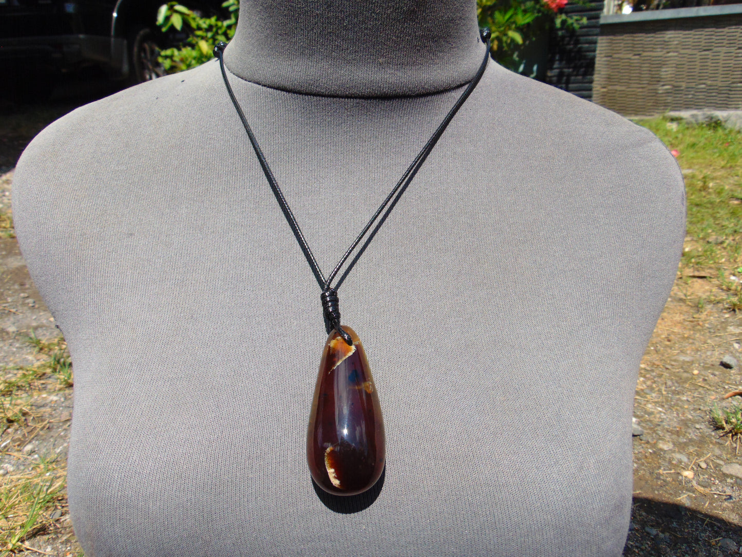 21 gr Teardrop Pendant Indonesian white Amber for Healing 25N78