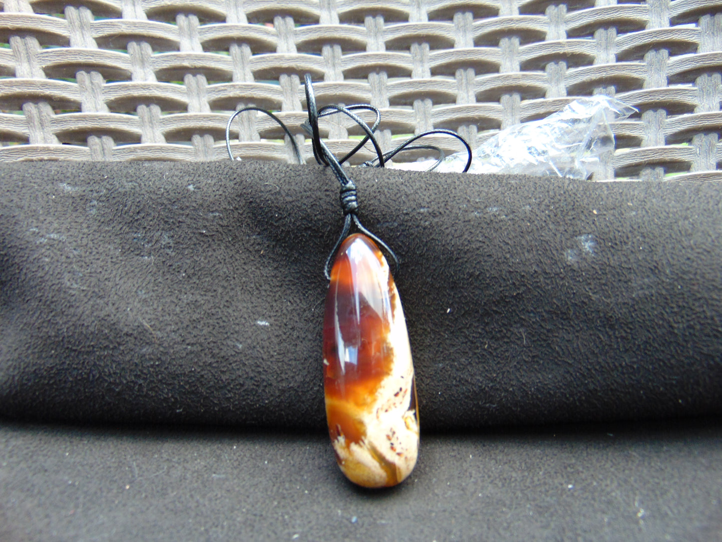 15 gr Teardrop Pendant Indonesian white Amber for Healing 25N90