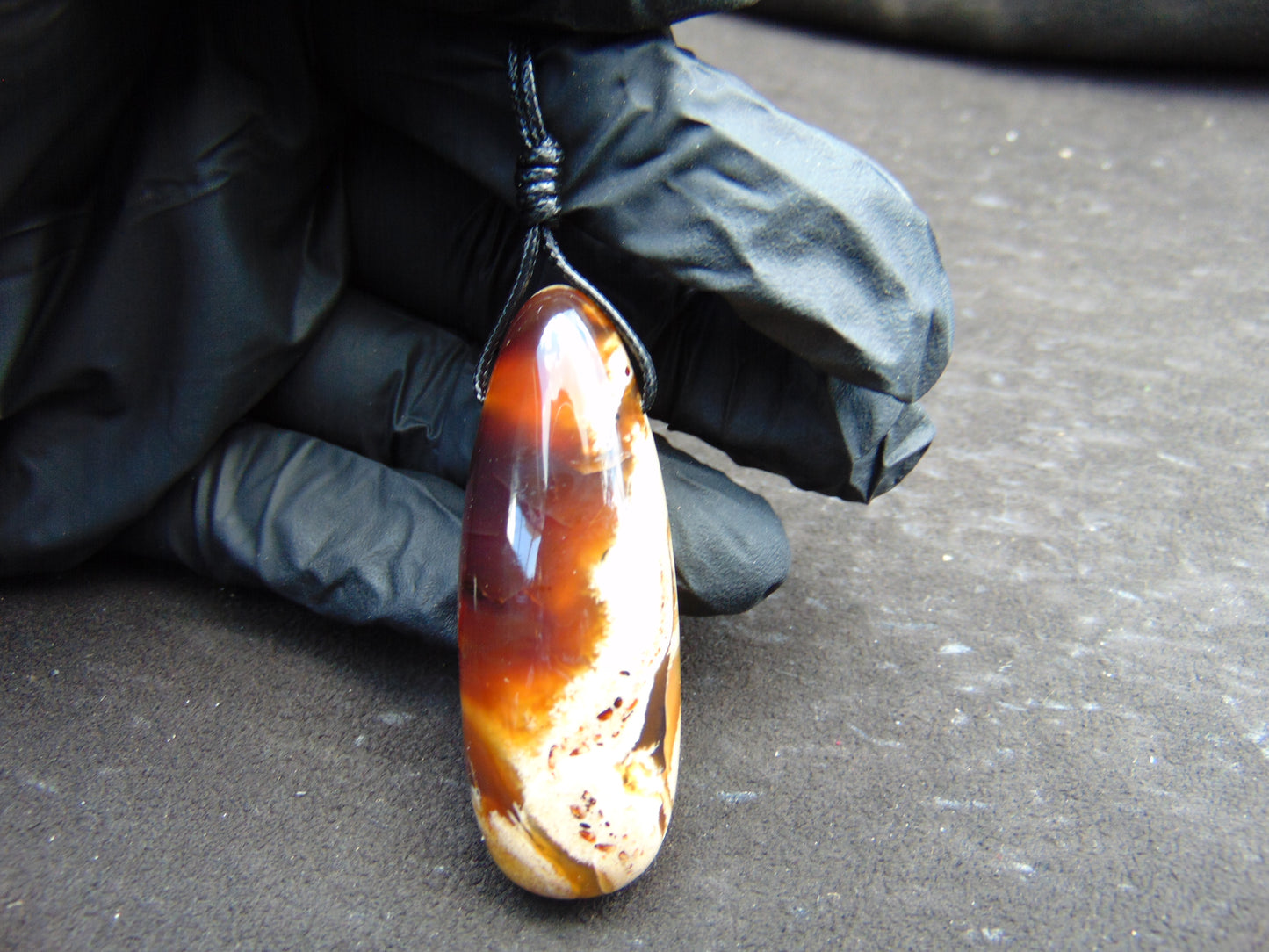 15 gr Teardrop Pendant Indonesian white Amber for Healing 25N90