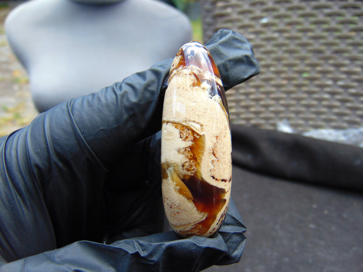 15 gr Teardrop Pendant Indonesian white Amber for Healing 25N90