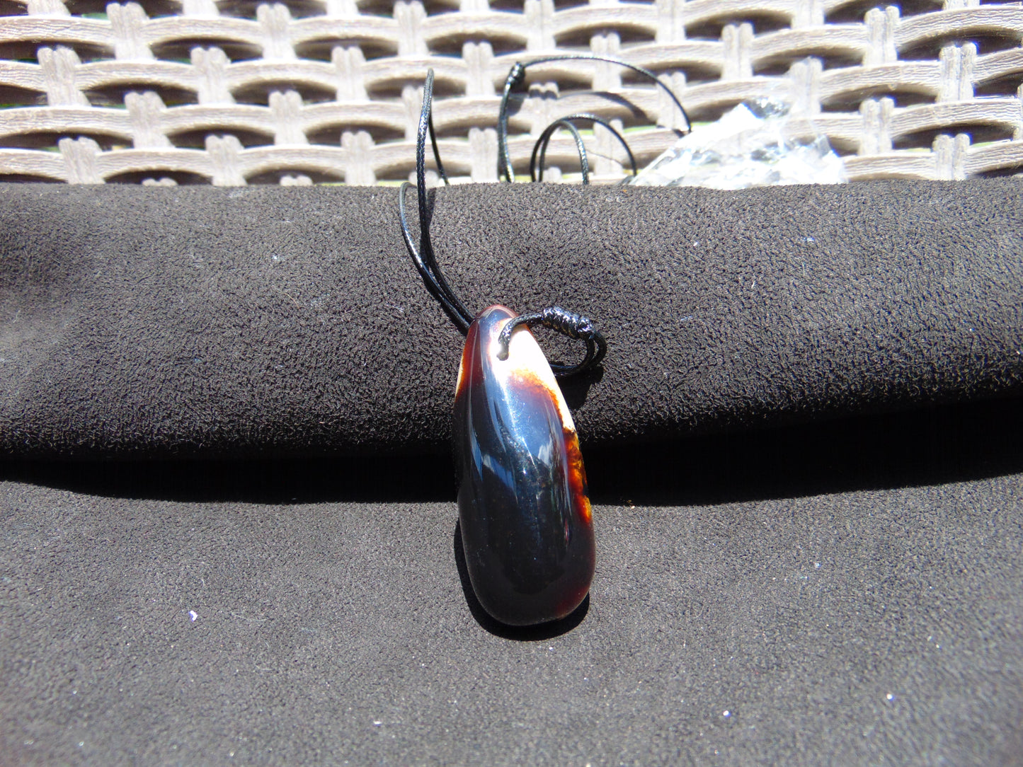 13 gr Teardrop Pendant Indonesian white Amber for Healing 25N79