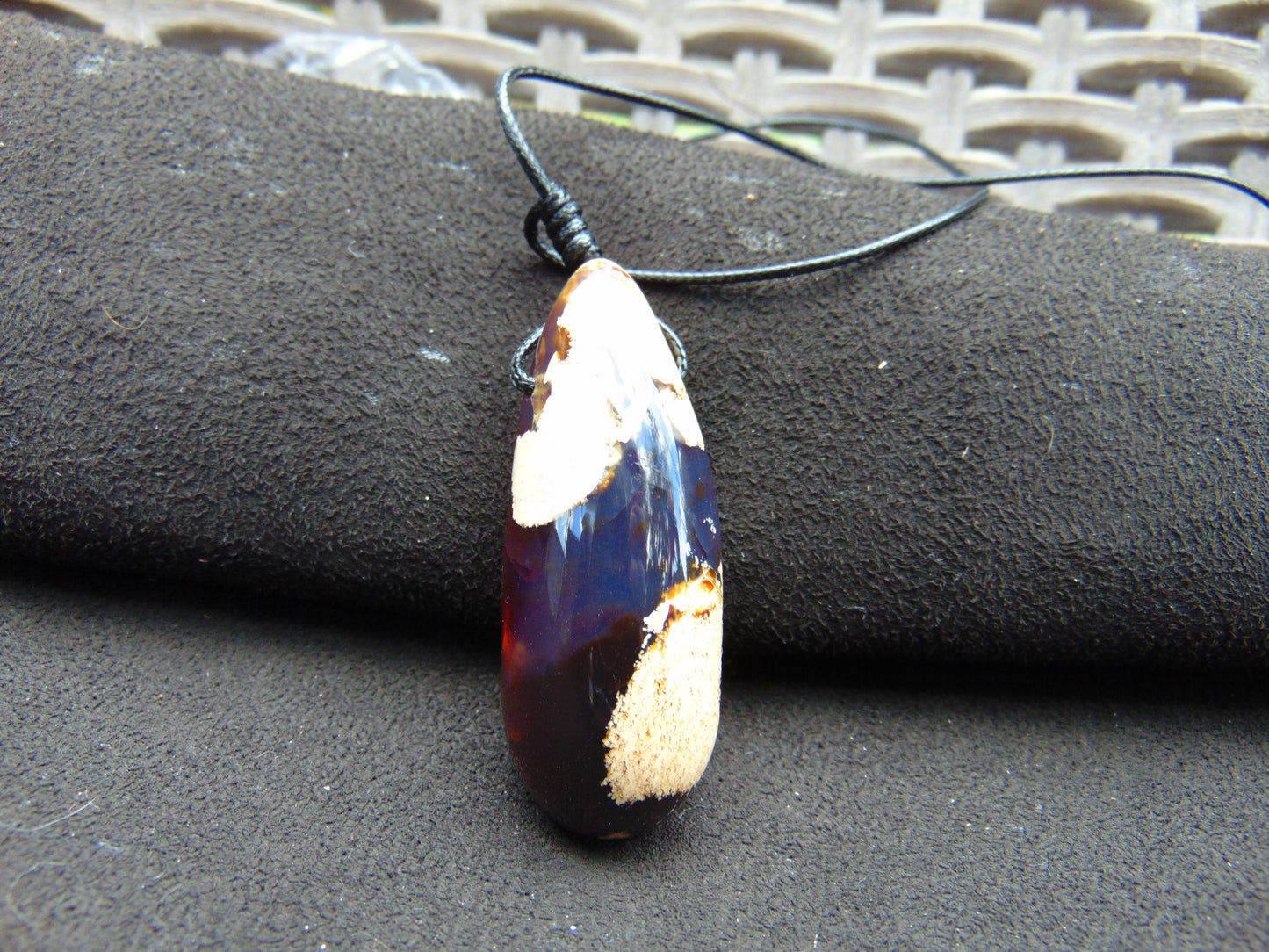 10 gr Teardrop Pendant Indonesian Blue Amber for Healing 25A32