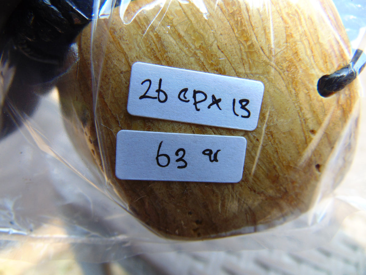 63 gr Genuine Natural Indonesian Yellow Cream Amber Big Pendant 26CPX13