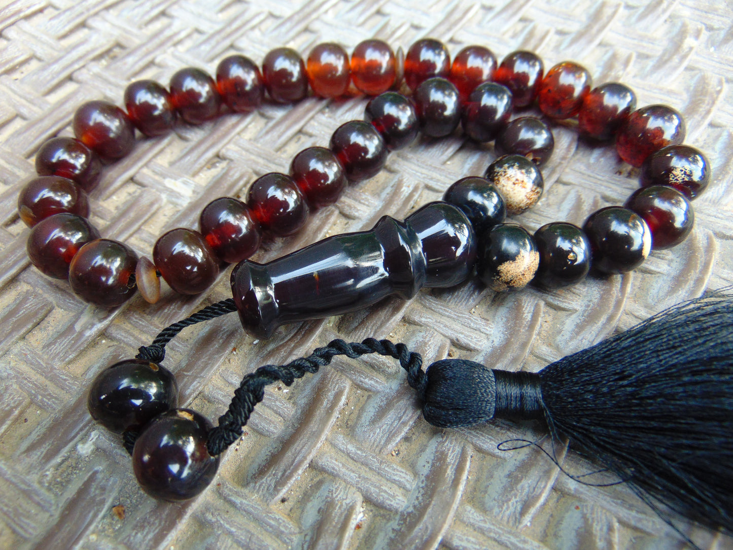44 gr Hand Tasbih 33+2 Beads 12 mm Indonesian Dark Red Amber for Healing TB13i10