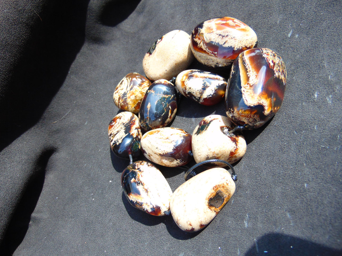 389 gr Big Necklace Indonesian white Amber for Healing NE100