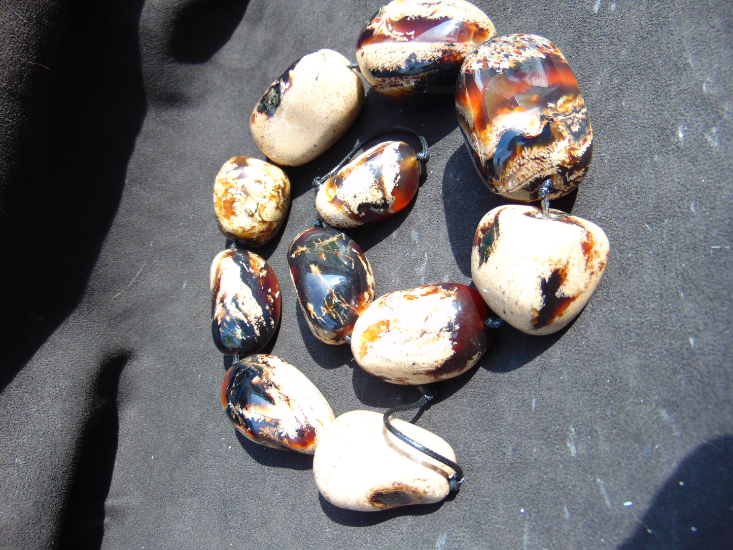 389 gr Big Necklace Indonesian white Amber for Healing NE100