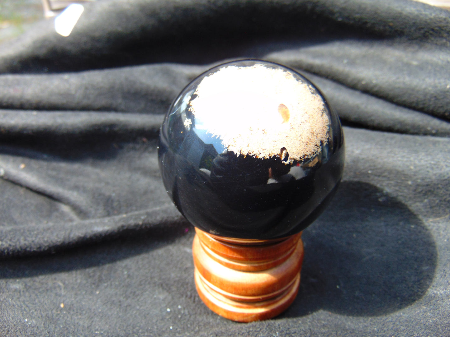 87 gr Shaped Ball Sphere 54 mm Indonesian Black Amber for Healing AJ1065