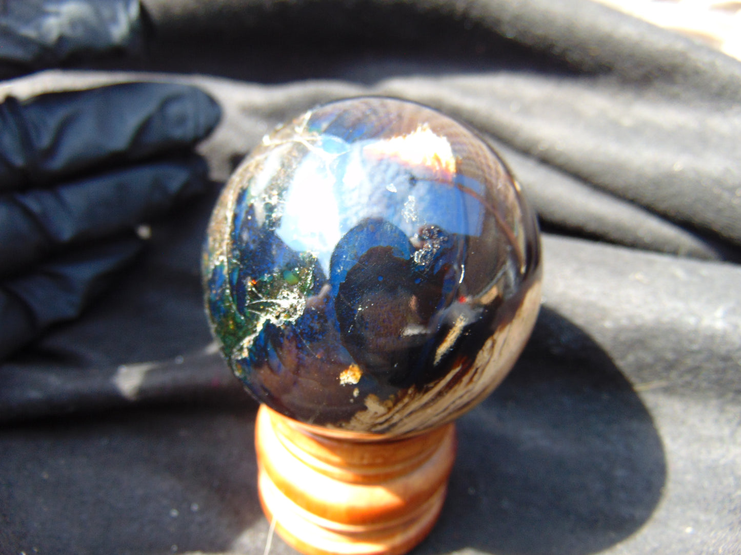 83 gr Shaped Ball Sphere Indonesian Amber for Healing AJ1067
