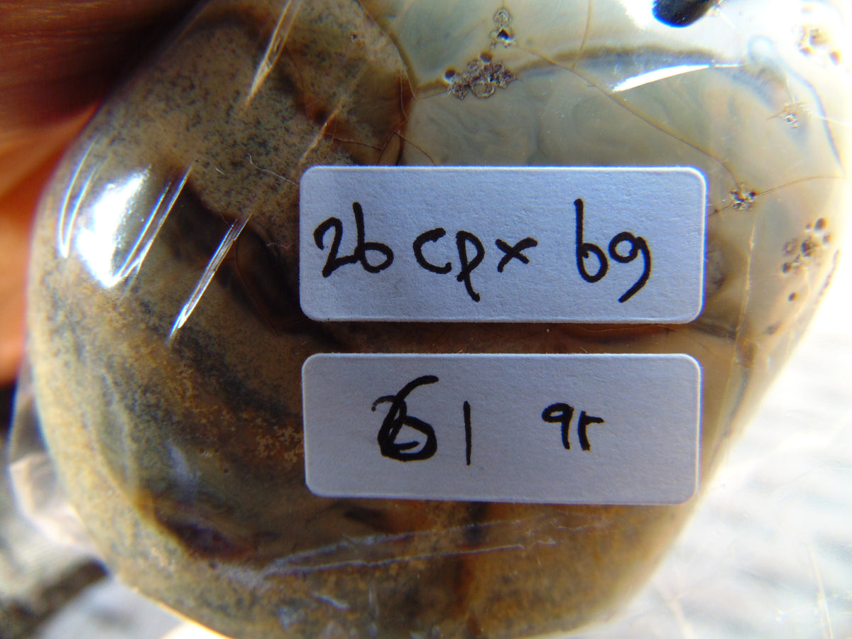 61 gr Genuine Natural Indonesian Aromatic Perfumed Yellow Amber Big Pendant 26CPX69