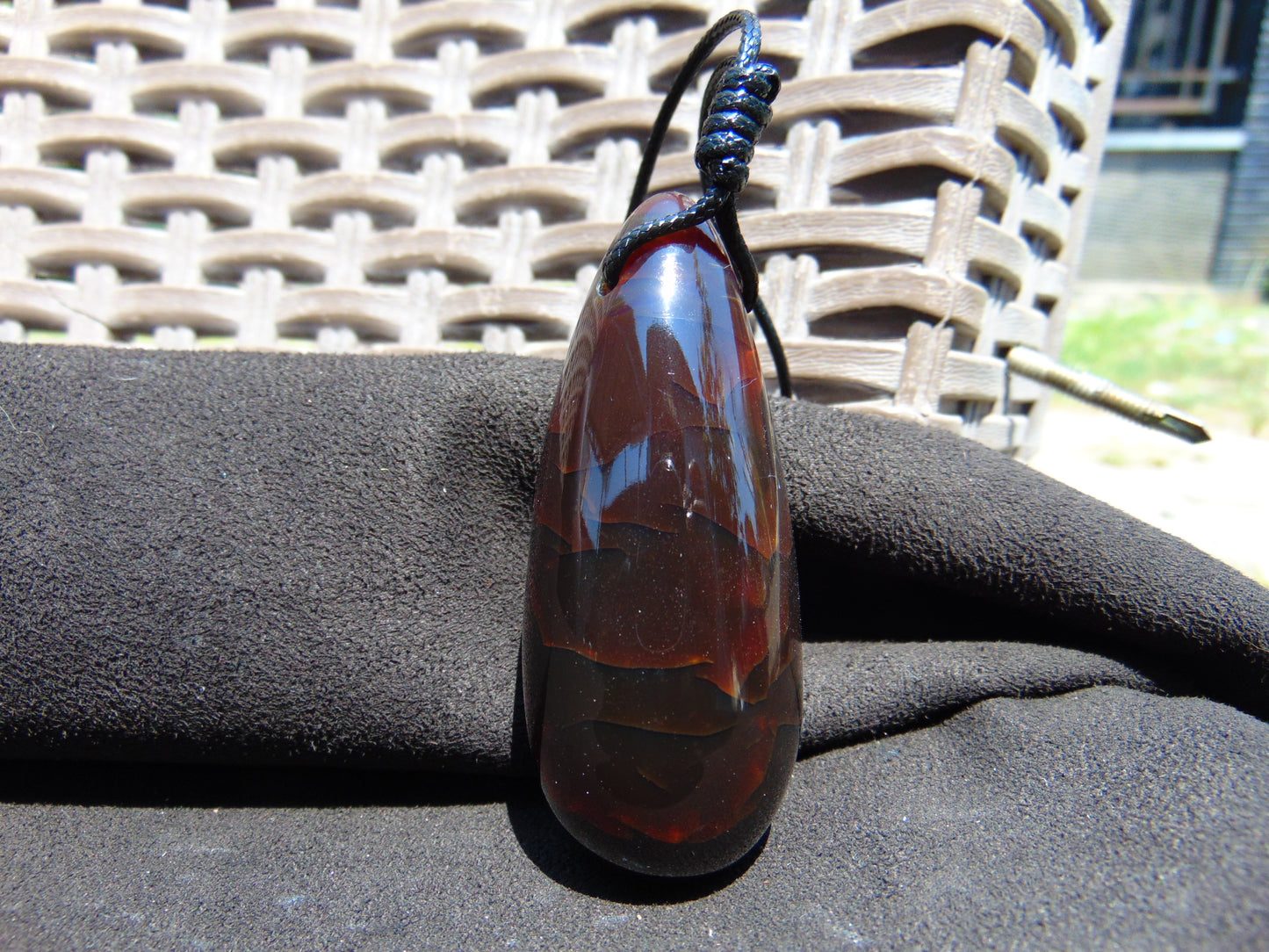 33.27 gr Teardrop Pendant Indonesian Amber for Healing 25N34