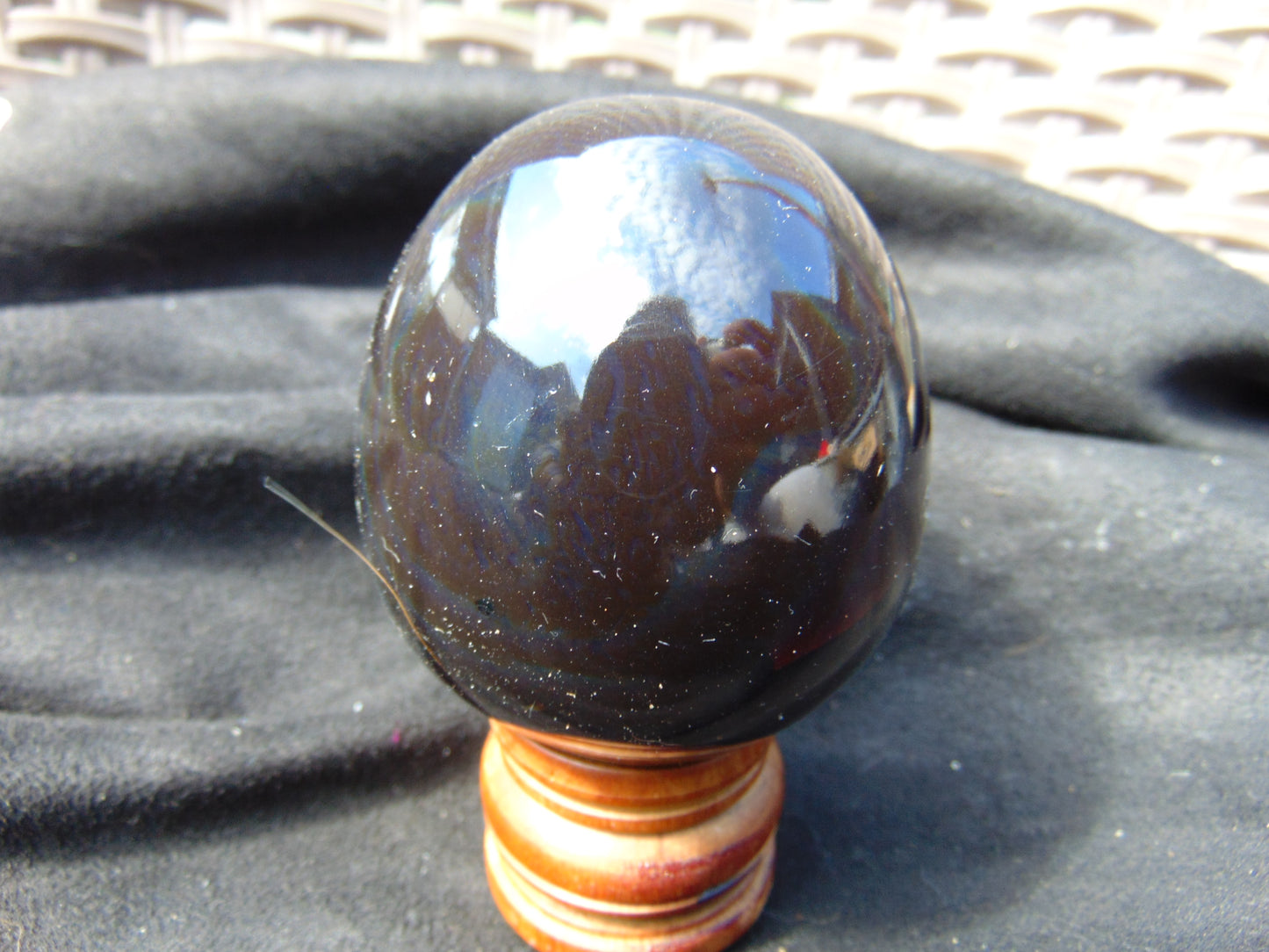144 gr Shaped Egg 70x60 mm Indonesian Amber for Healing AJ1066