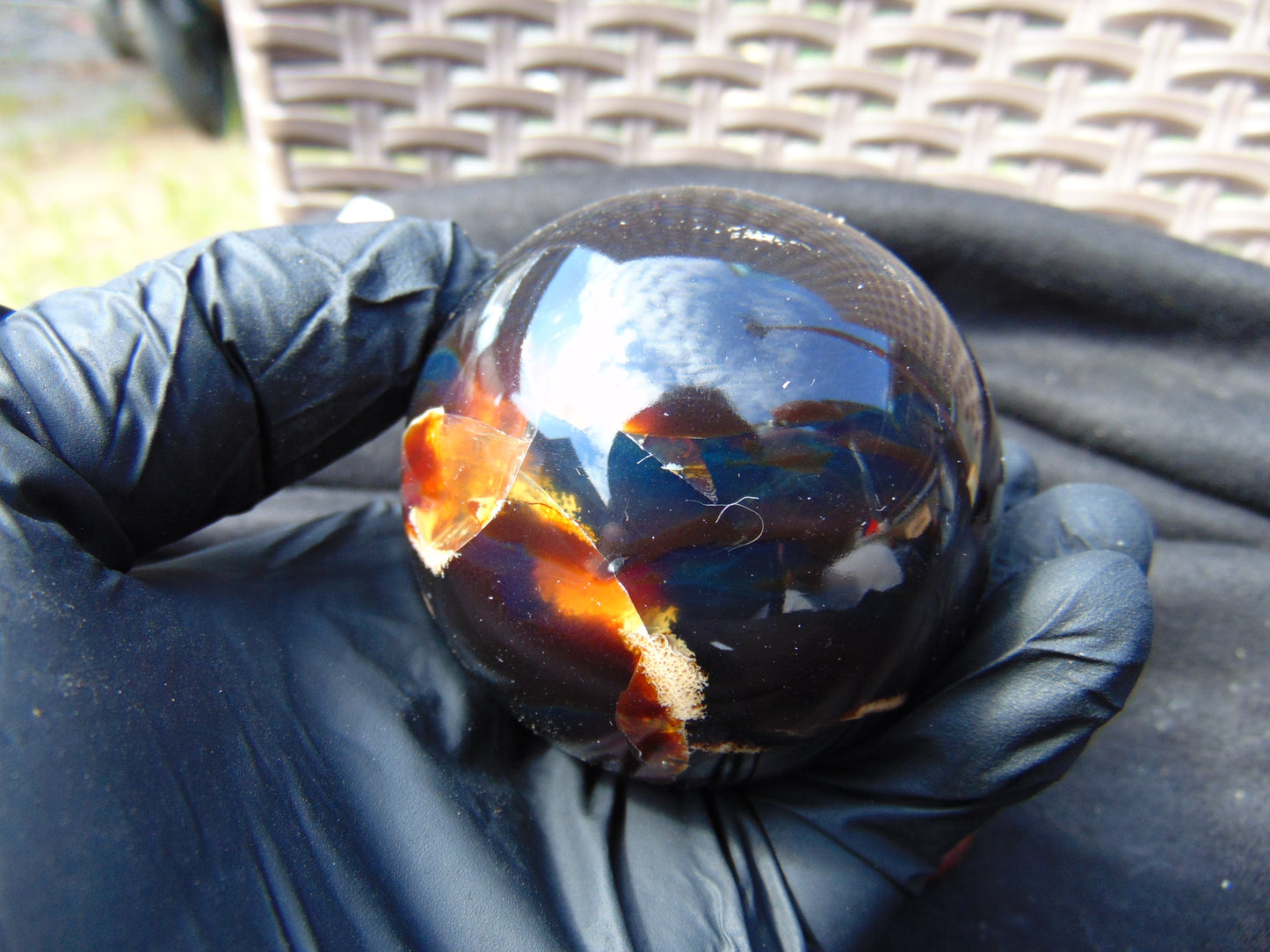 144 gr Shaped Egg 70x60 mm Indonesian Amber for Healing AJ1066