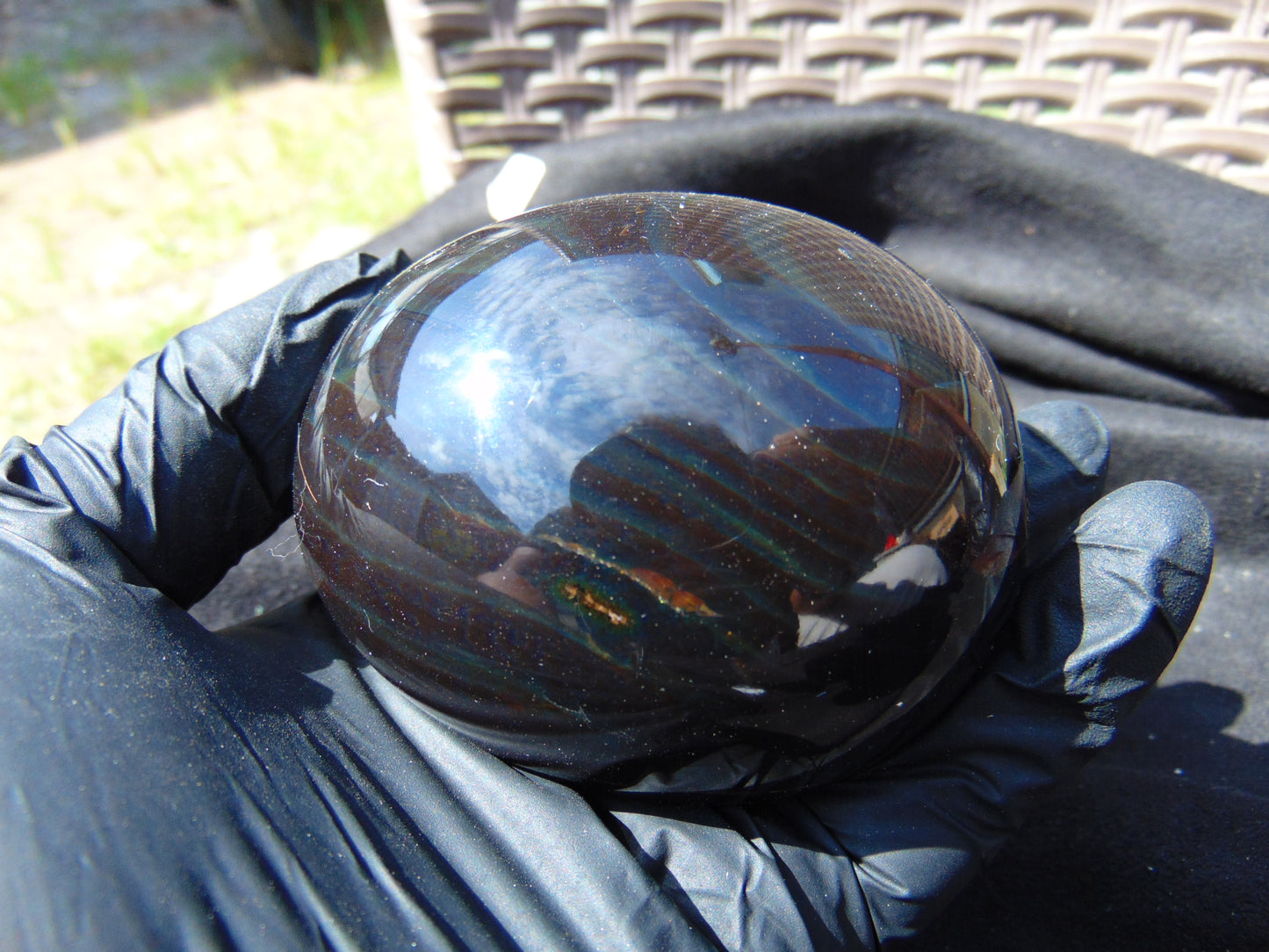 199 gr Shaped Egg 78x66 mm Indonesian Amber for Healing AJ1069