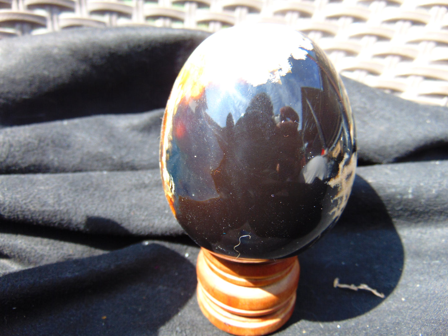 157 gr Shaped Egg 72x61 mm Indonesian Amber for Healing AJ1070