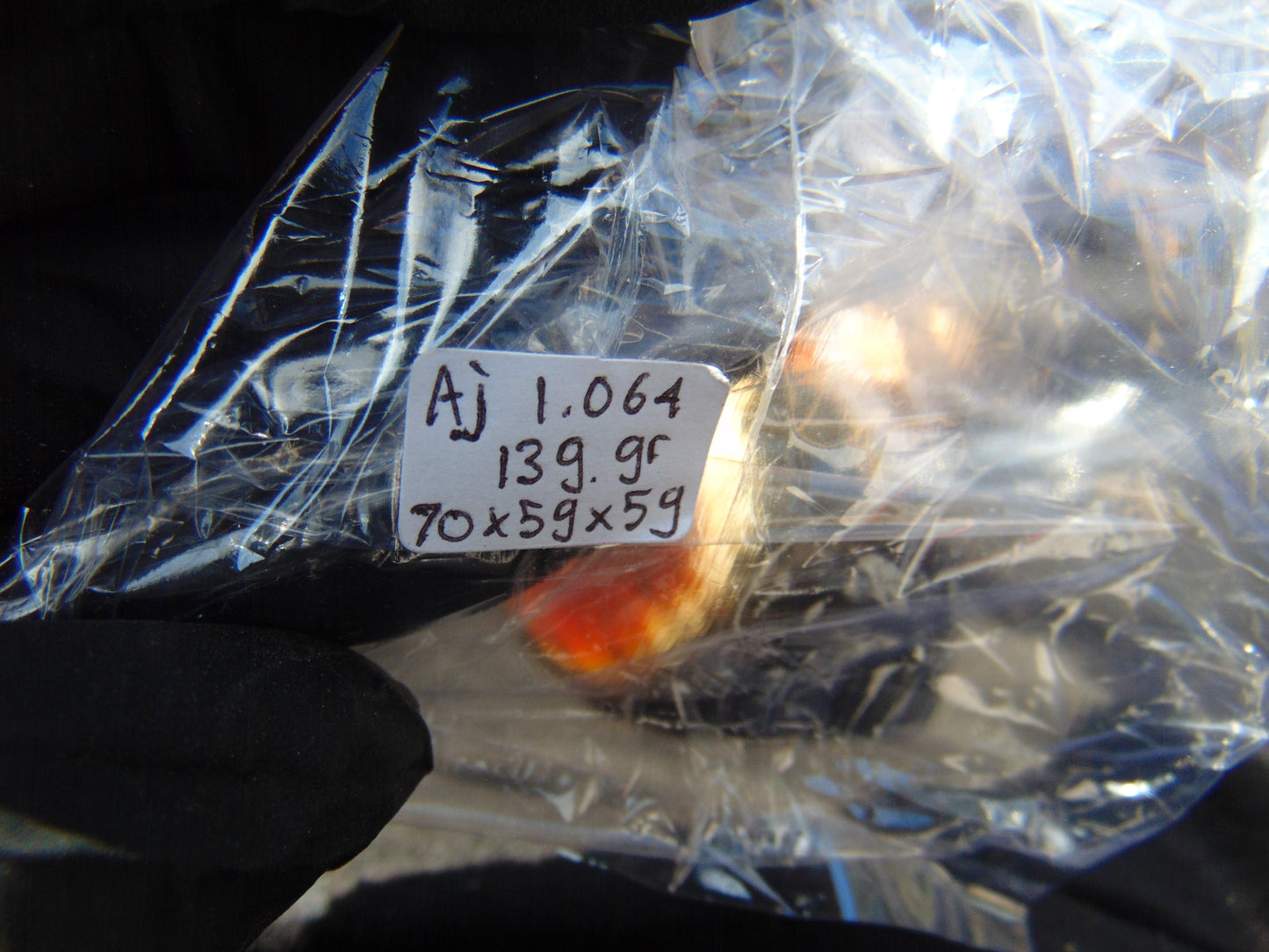 139 gr Shaped Egg 70x59 mm Indonesian Amber for Healing AJ1064
