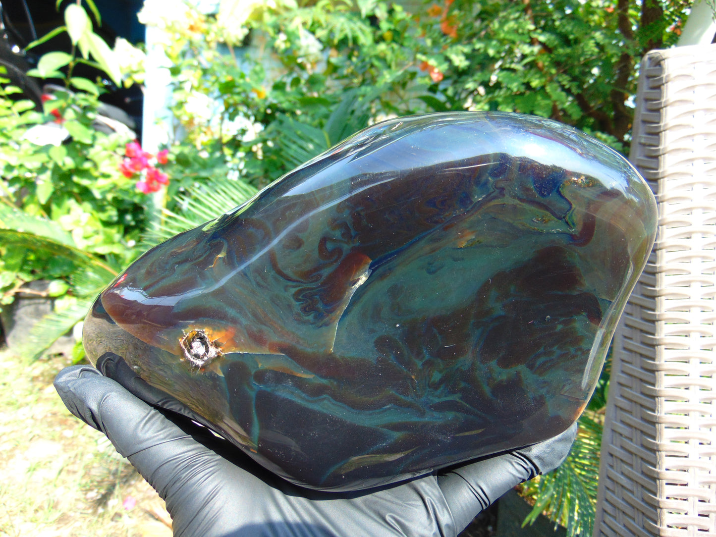 1022 gram full polished Indonesian Sumatra Green Amber for Healing AR103