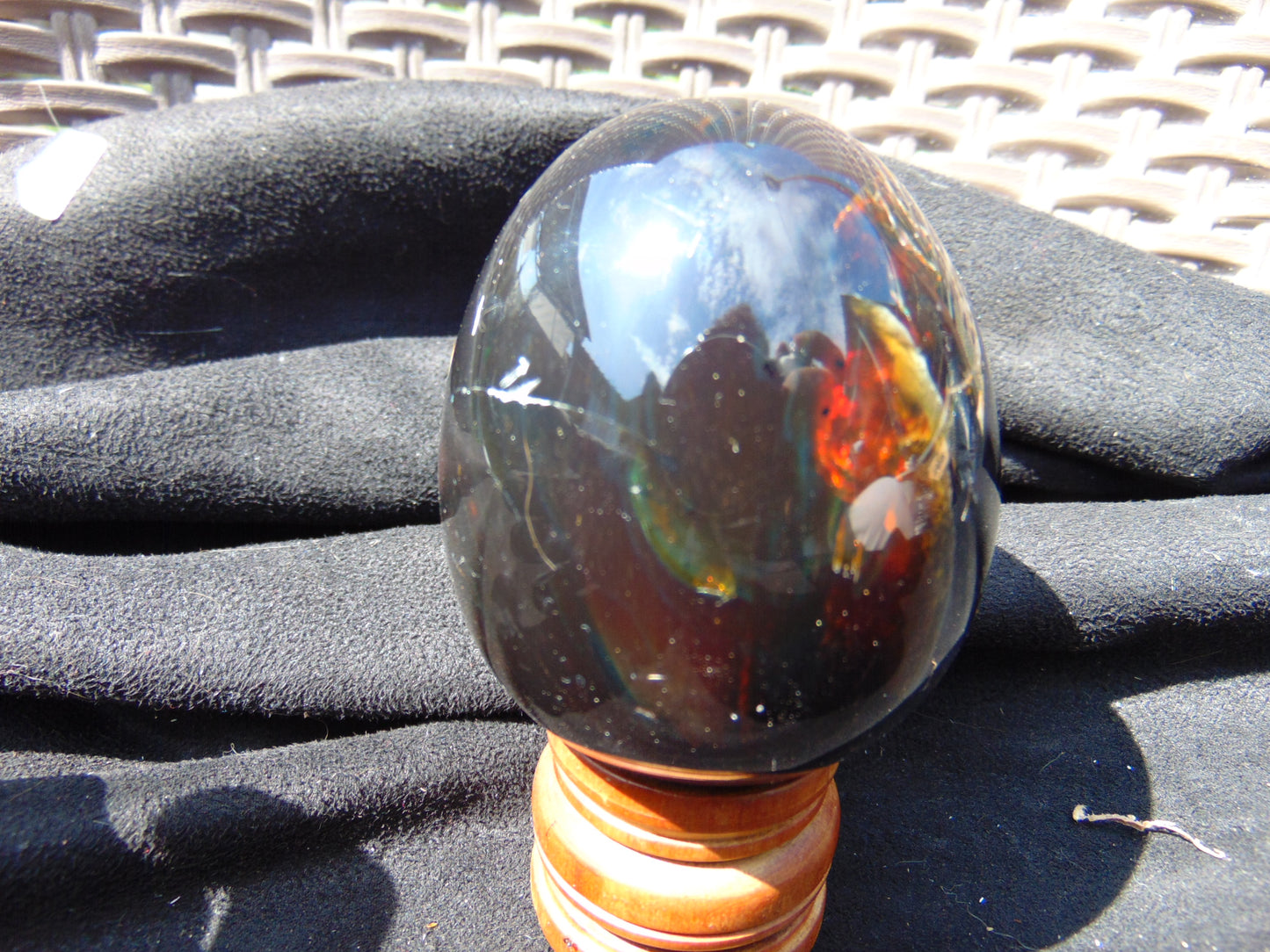 138 gr Shaped Egg 71x58 mm Indonesian Amber for Healing AJ1072