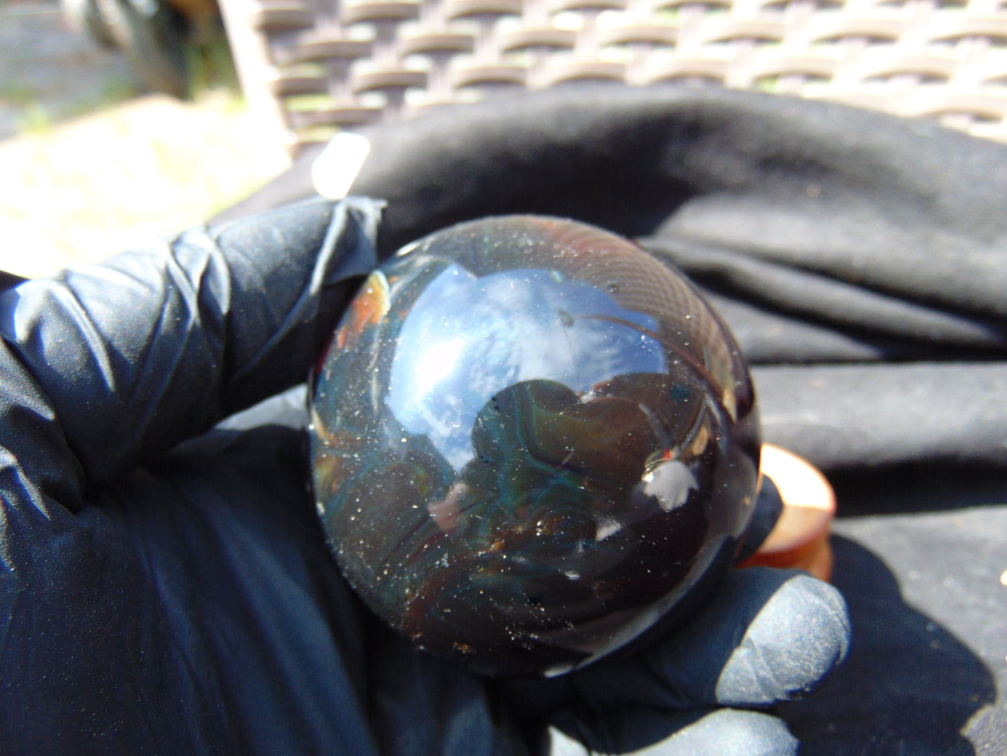 138 gr Shaped Egg 71x58 mm Indonesian Amber for Healing AJ1072