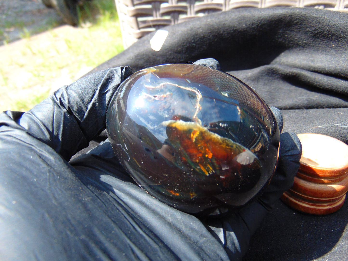 138 gr Shaped Egg 71x58 mm Indonesian Amber for Healing AJ1072