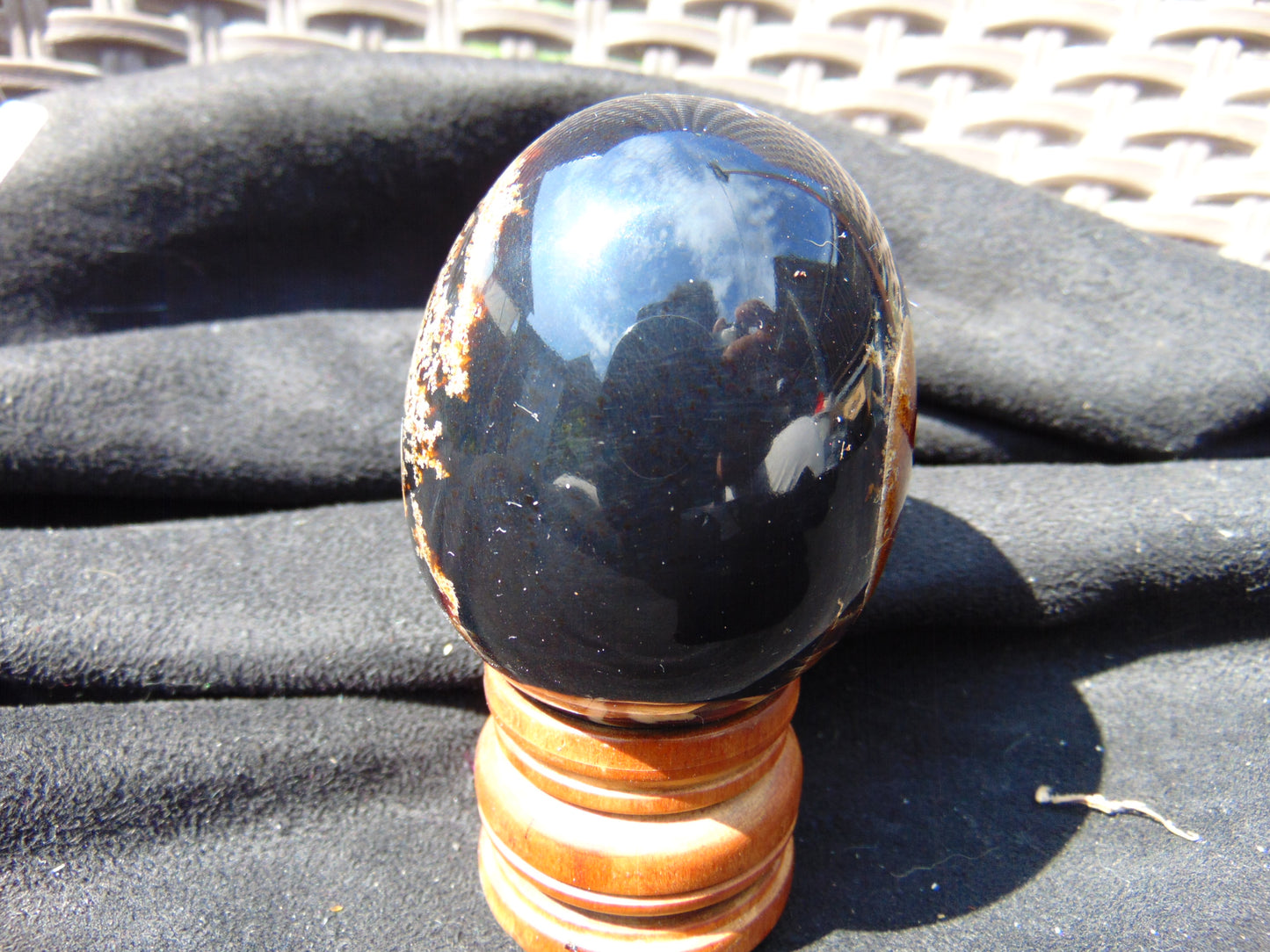 100 gr Shaped Egg 63x52 mm Indonesian Amber for Healing AJ1076
