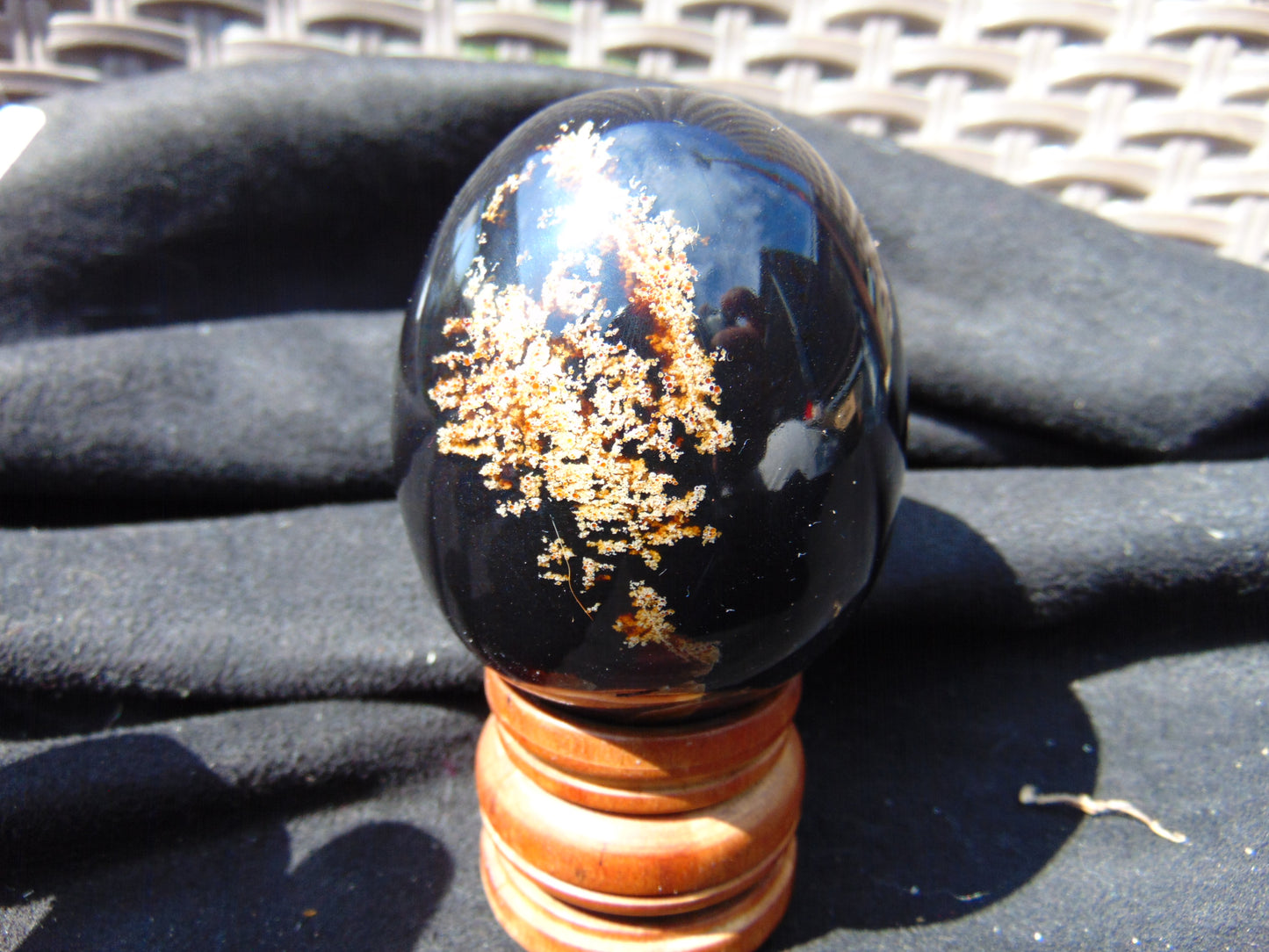 100 gr Shaped Egg 63x52 mm Indonesian Amber for Healing AJ1076