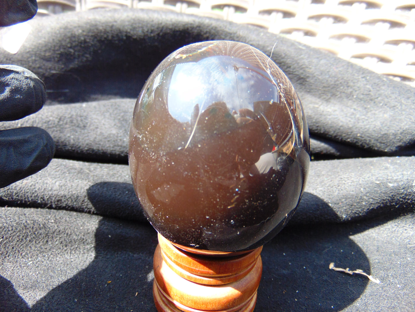 102 gr Shaped Egg 64x53 mm Indonesian Dark Amber for Healing AJ1077