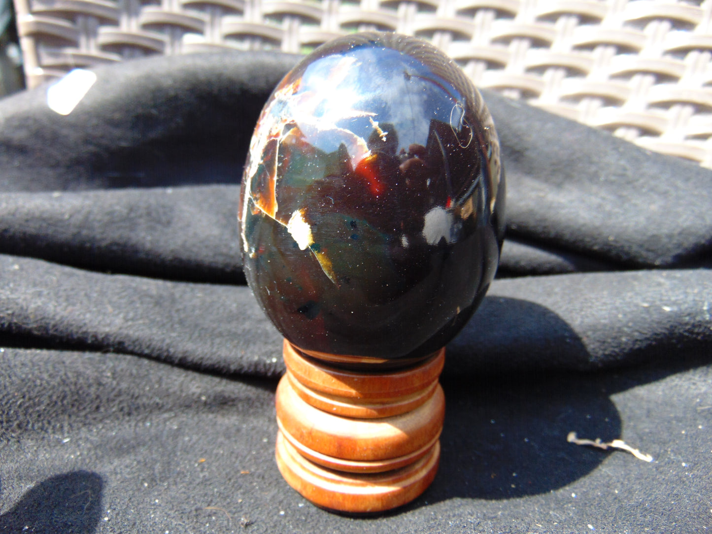 114 gr Shaped Egg 67x54 mm Indonesian Amber for Healing AJ1073