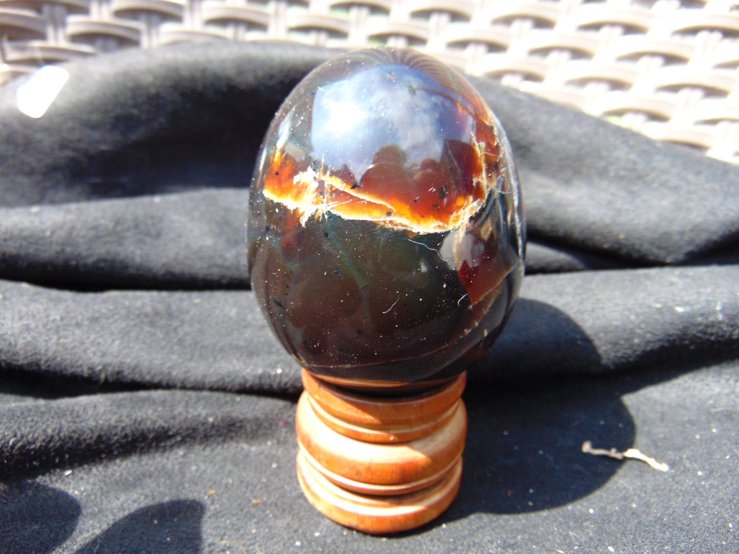114 gr Shaped Egg 67x54 mm Indonesian Amber for Healing AJ1073