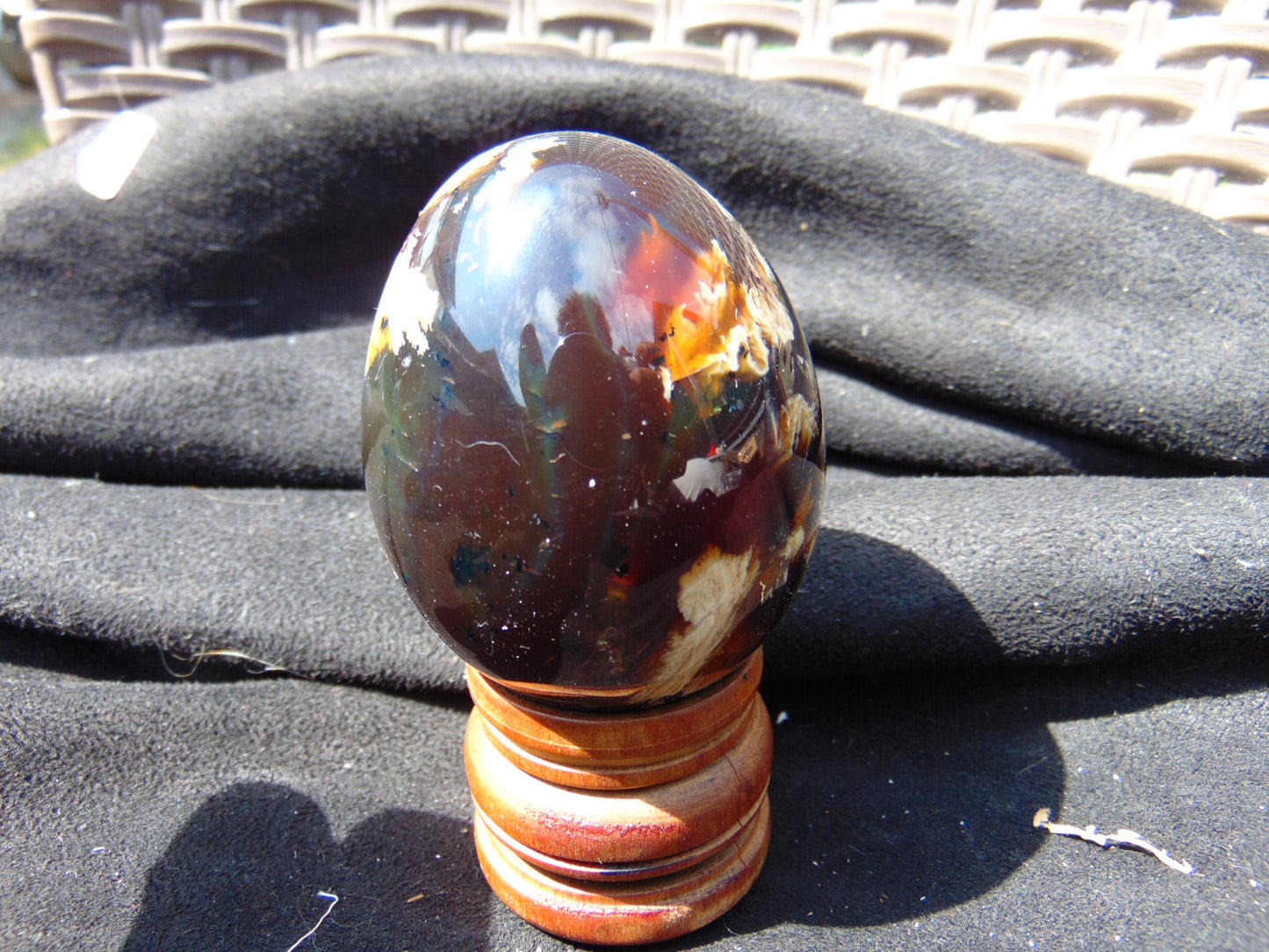 88 gr Shaped Egg 62x50 mm Indonesian Amber for Healing AJ1079