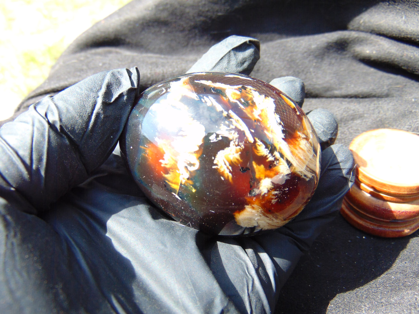 88 gr Shaped Egg 62x50 mm Indonesian Amber for Healing AJ1079