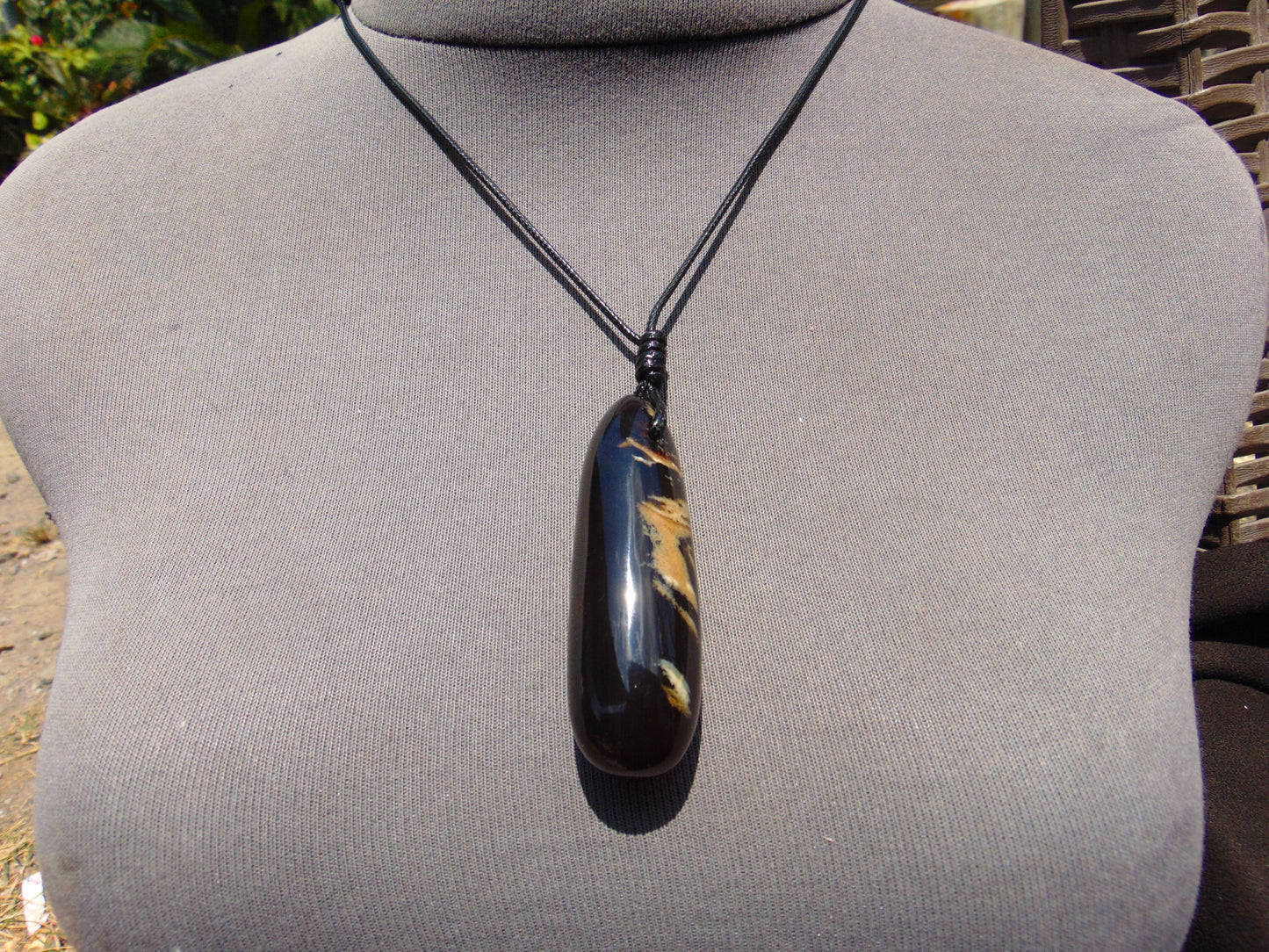 21 gr Teardrop Pendant Indonesian Amber for Healing 25N77