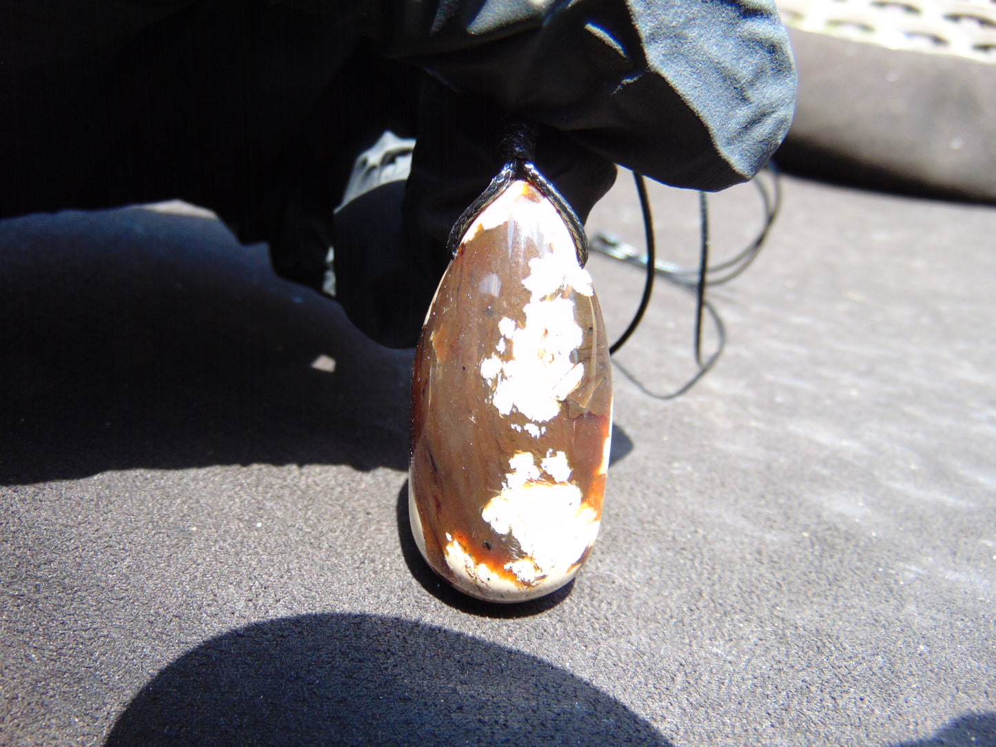 12 gr Teardrop Pendant Indonesian White Amber for Healing 25A35