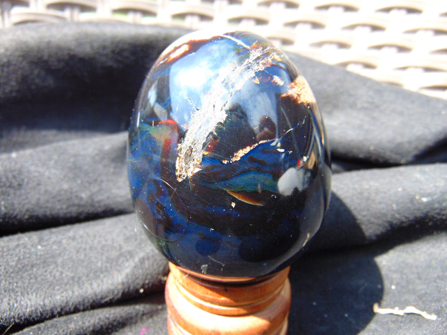 103 gr Shaped Egg 65x53 mm Indonesian Blue Amber for Healing AJ1074