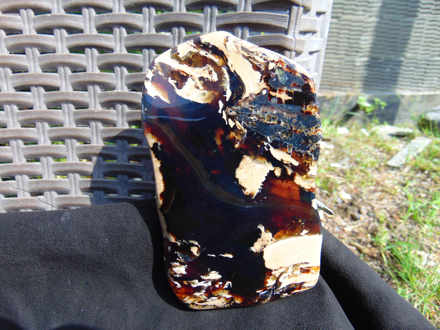 156 gram Slab polish Indonesian Sumatra White Blue Amber for Healing 25Y123