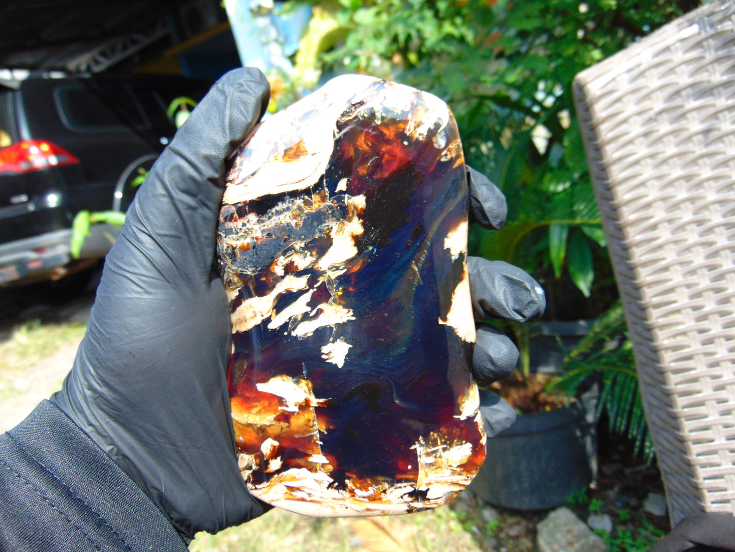 156 gram Slab polish Indonesian Sumatra White Blue Amber for Healing 25Y123