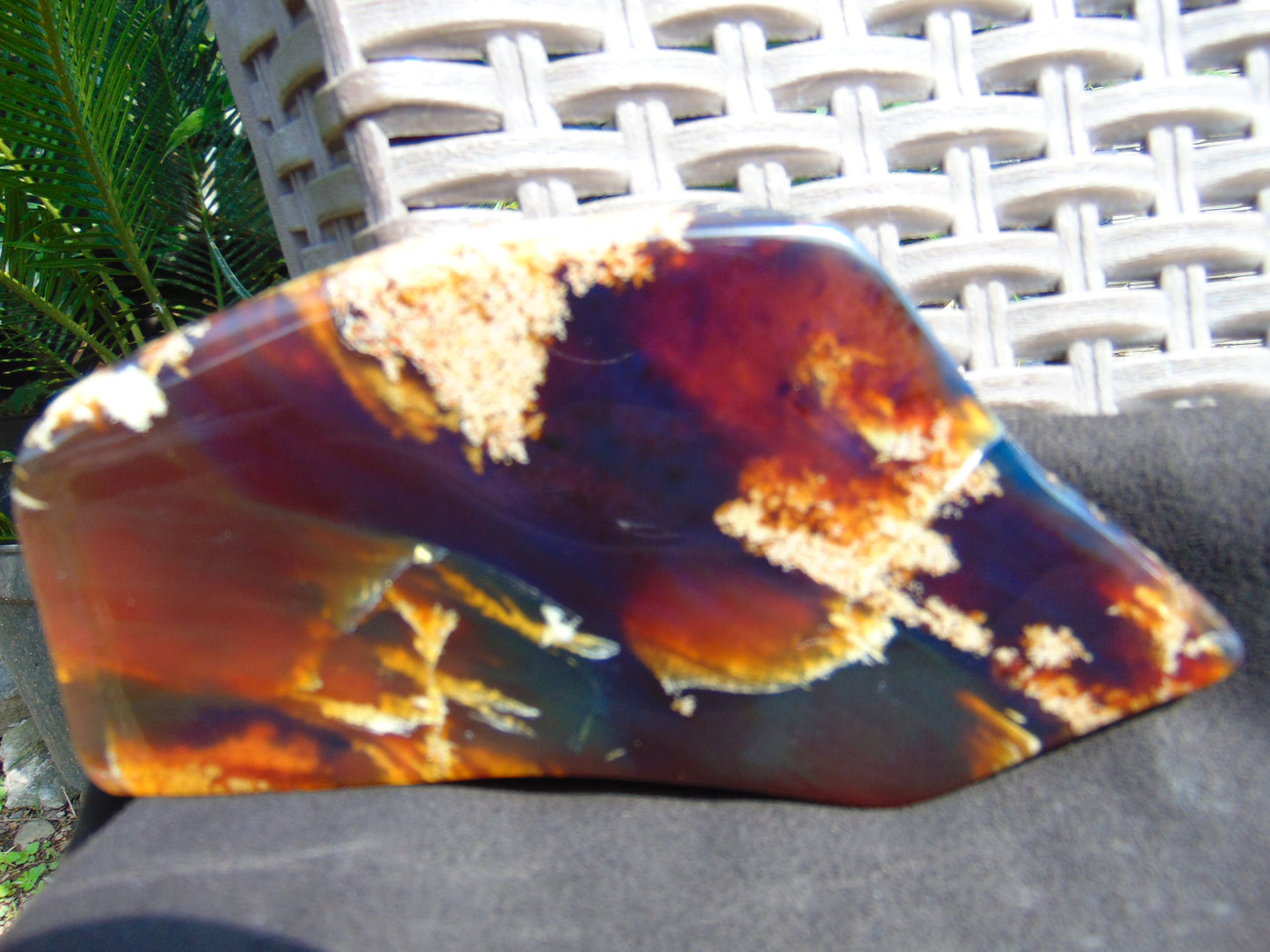 110 gram Slab Indonesian Sumatra White Honey Yellow Amber for Healing 25Y130