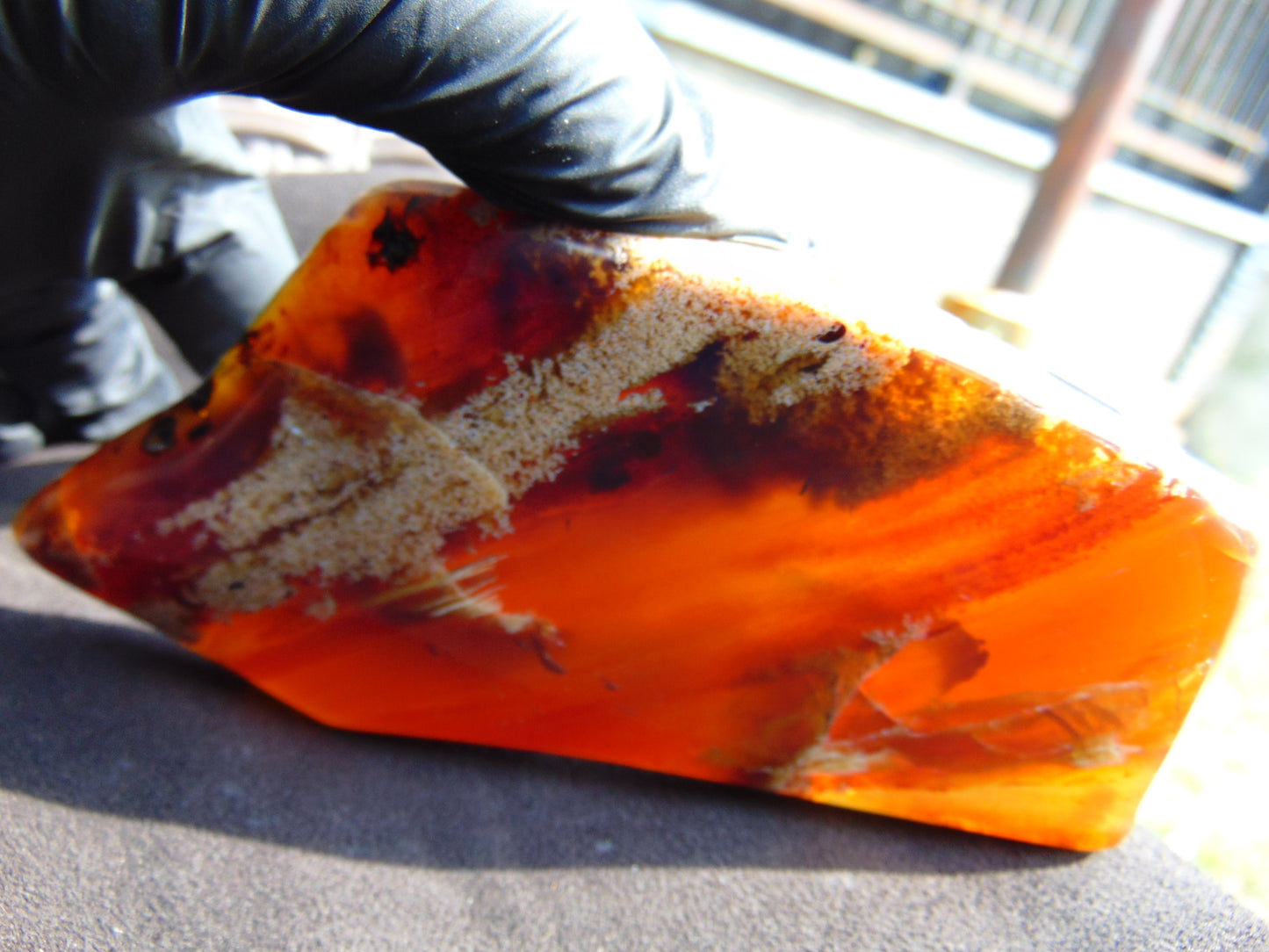 110 gram Slab Indonesian Sumatra White Honey Yellow Amber for Healing 25Y130