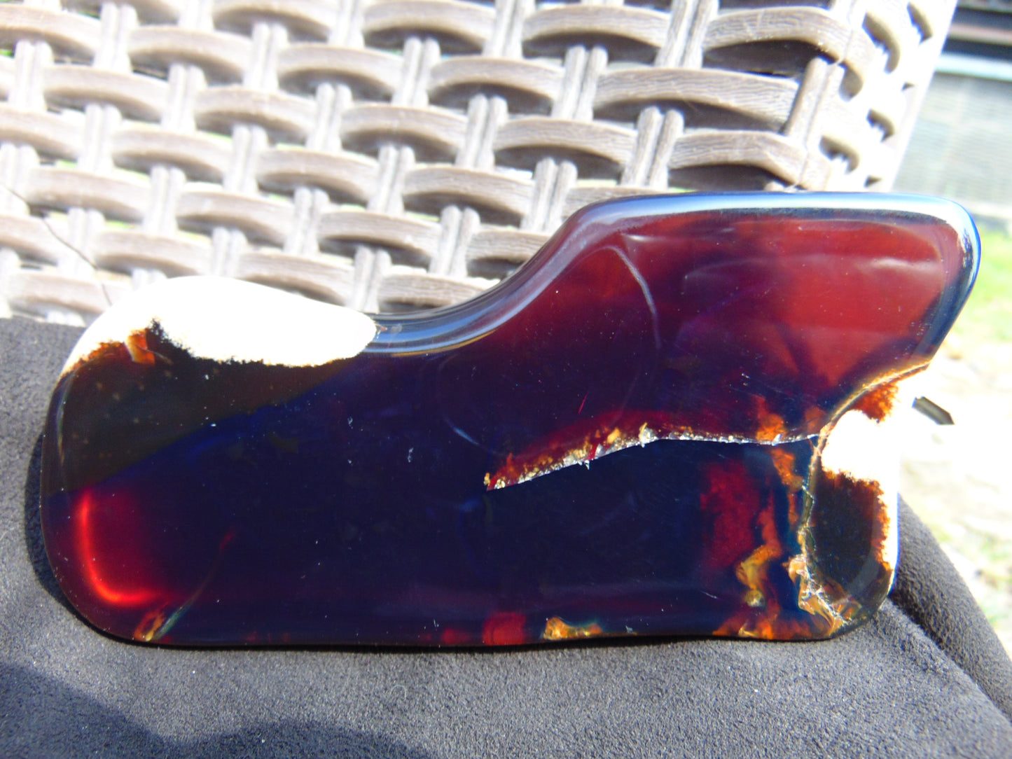 101 gram Slab polished Indonesian Sumatra Purple Blue Amber for Healing 25N158