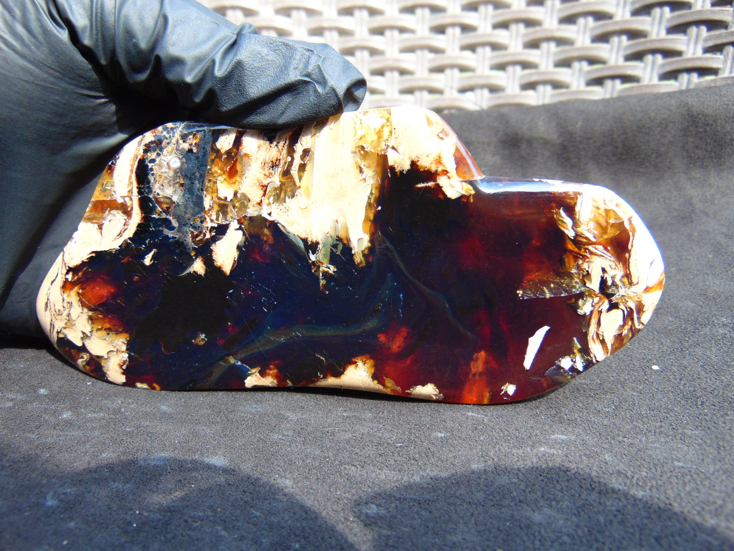 117 gram Slab polish Indonesian Sumatra White Blue Amber for Healing 25Y127