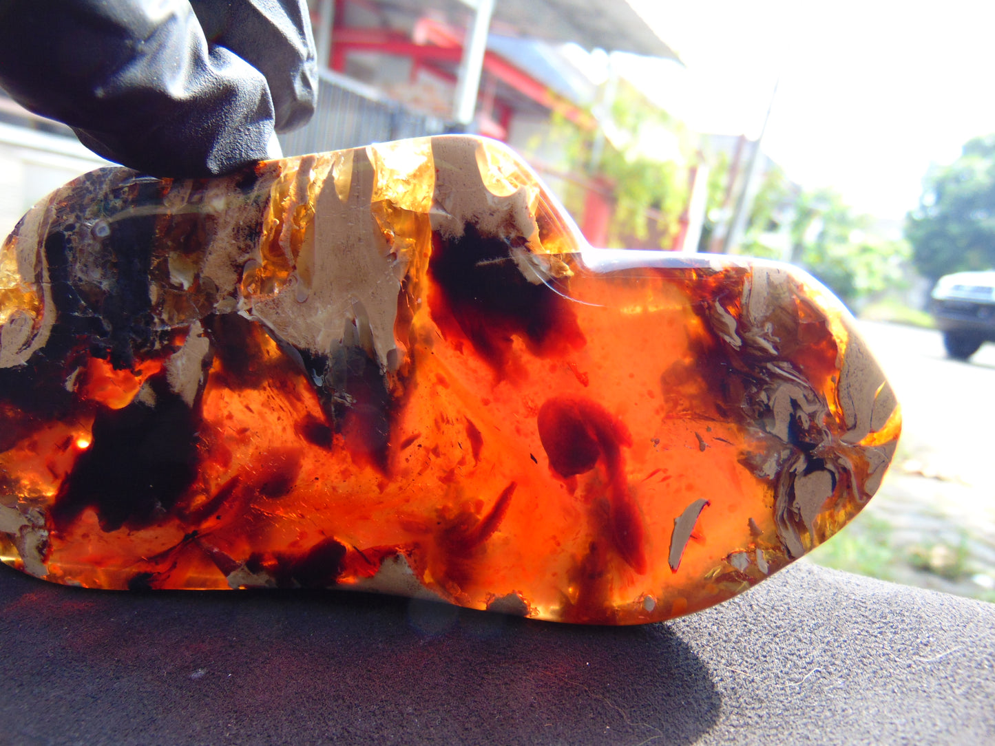 117 gram Slab polish Indonesian Sumatra White Blue Amber for Healing 25Y127