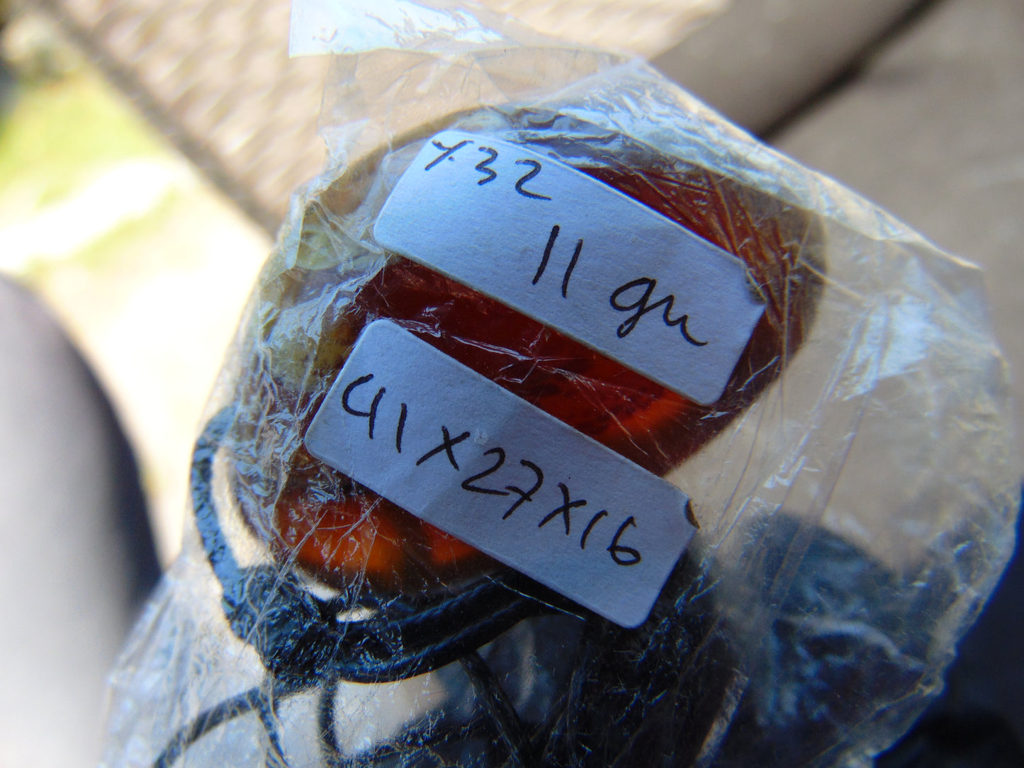 11 gram Pendant Indonesian Blue Red Amber for Healing Y32(B)