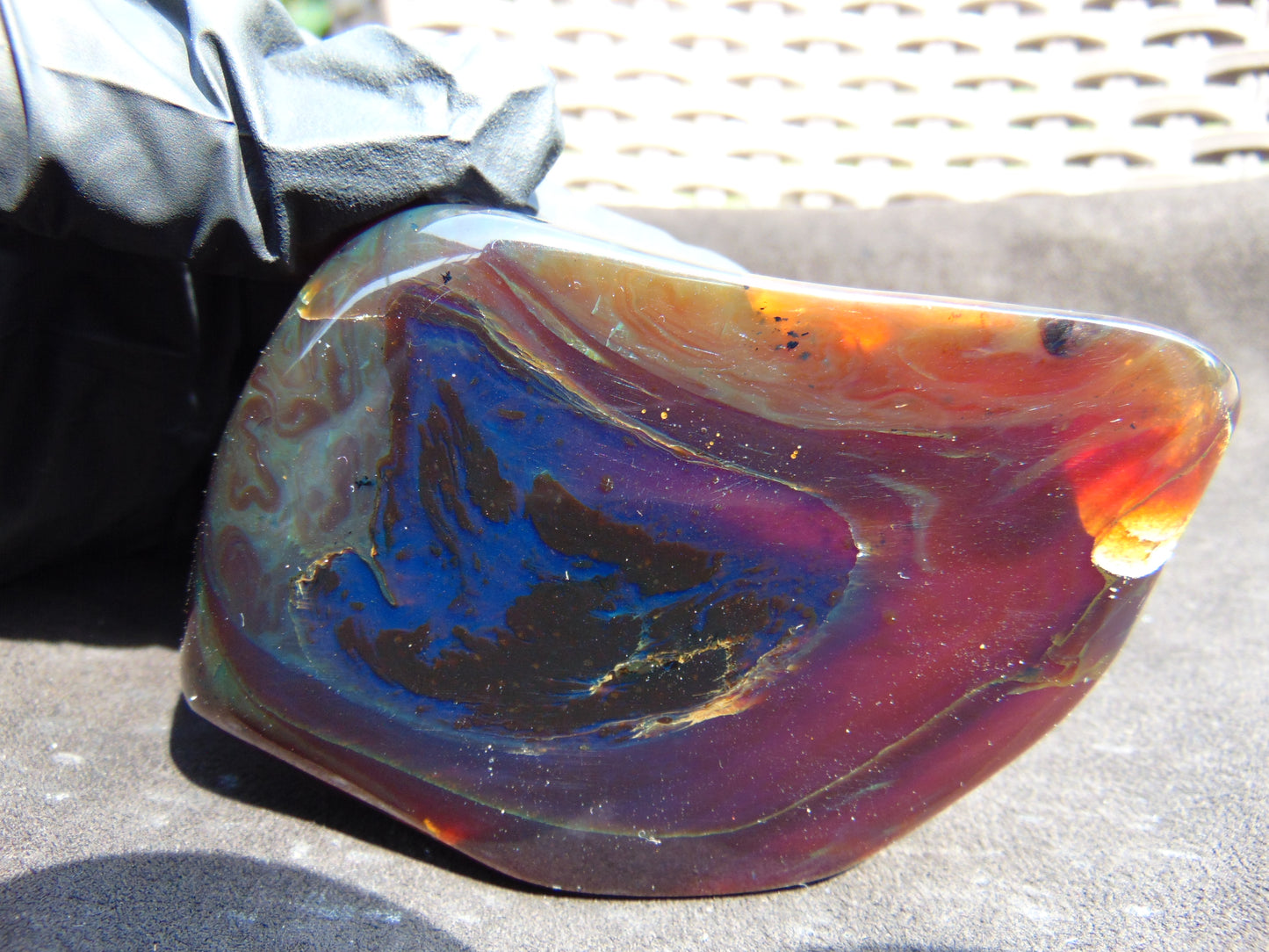 82 gram Slab polished Indonesian Sumatra Red Blue Amber for Healing 25A195