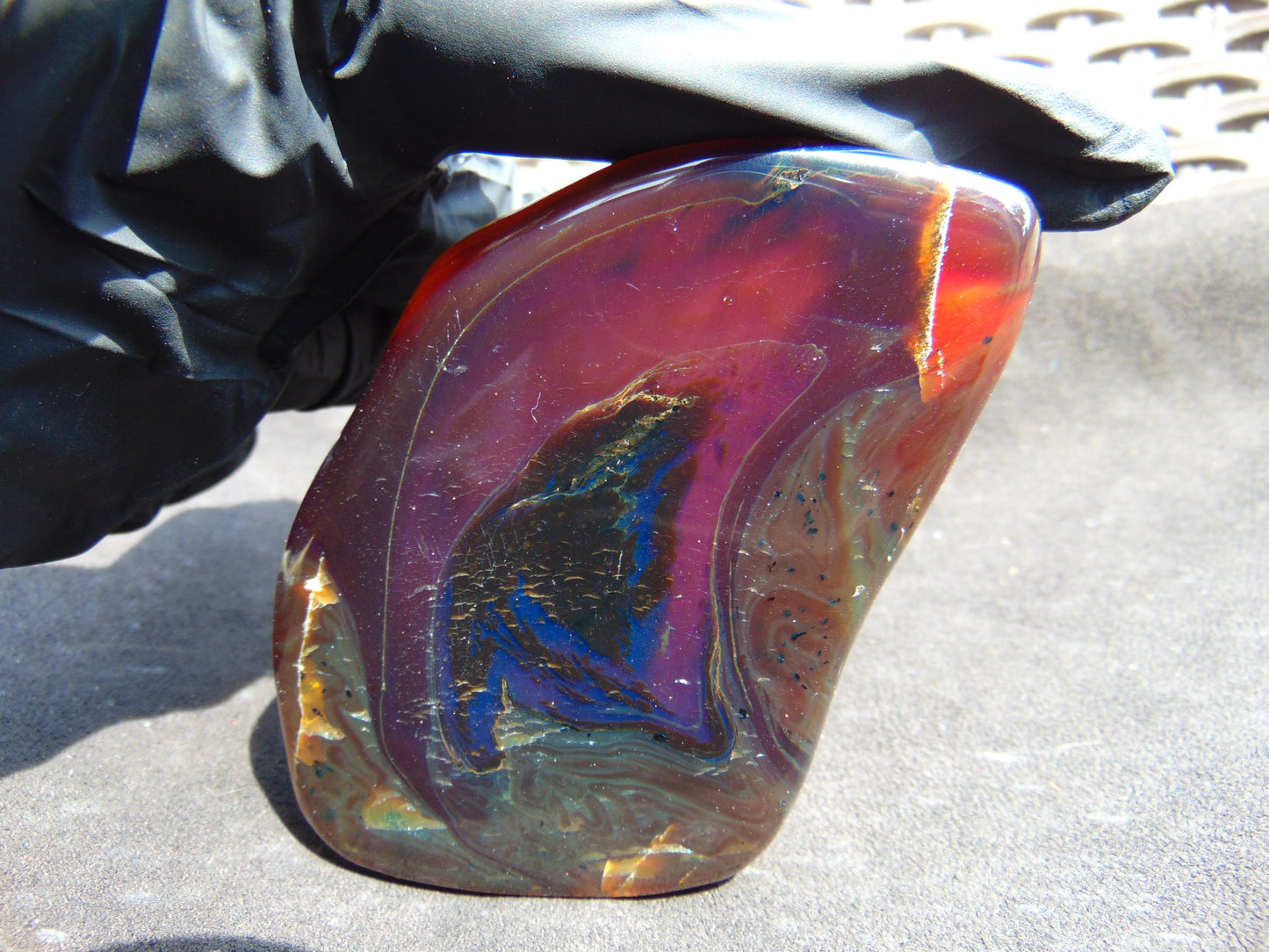 82 gram Slab polished Indonesian Sumatra Red Blue Amber for Healing 25A195