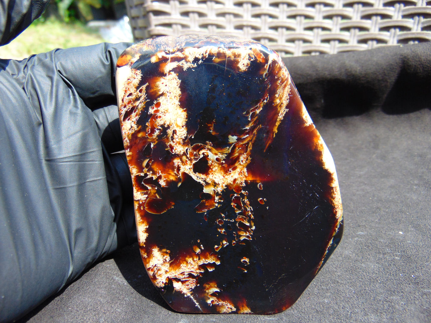 103 gram Slab polished Indonesian Sumatra White Dark Red Amber for Healing 25A210