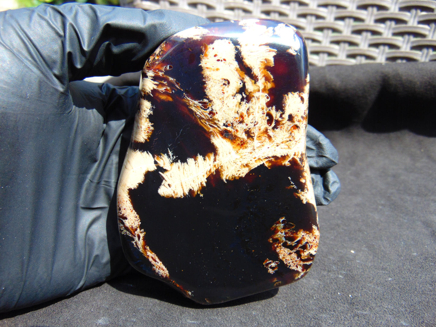 103 gram Slab polished Indonesian Sumatra White Dark Red Amber for Healing 25A210