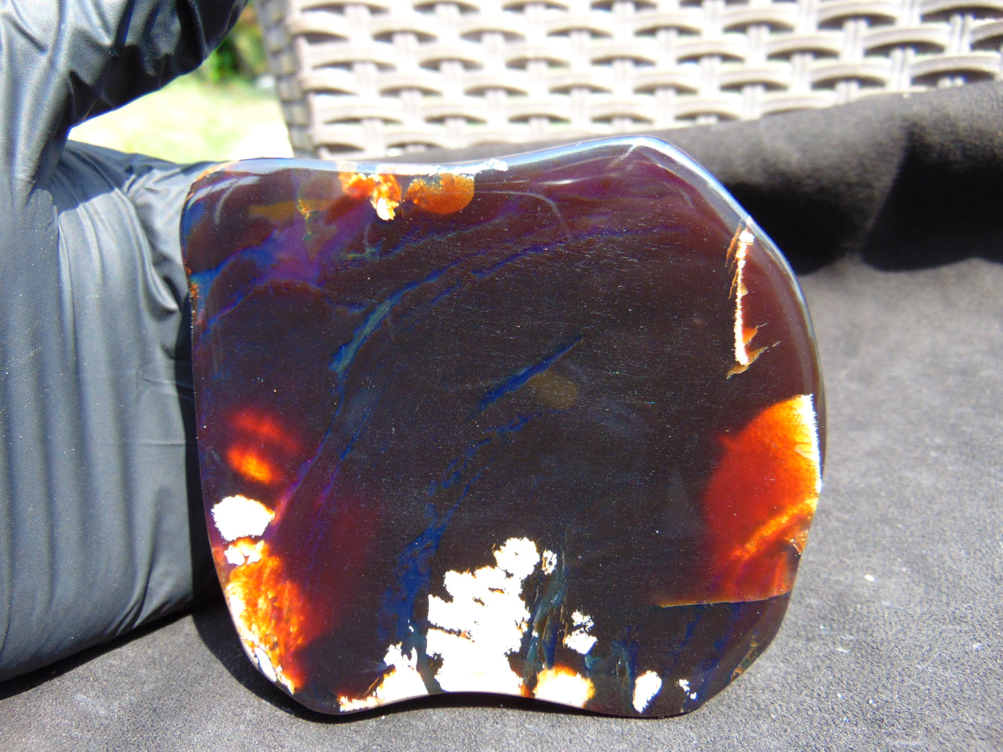 101 gram Slab polished Indonesian Sumatra Cherry Red Amber for Healing 25Y105